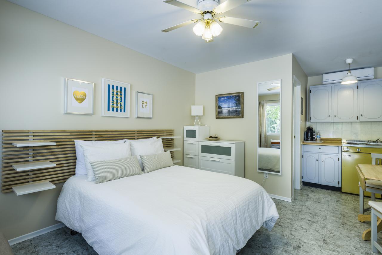 Hollywood Cottages Wasaga Beach Bagian luar foto