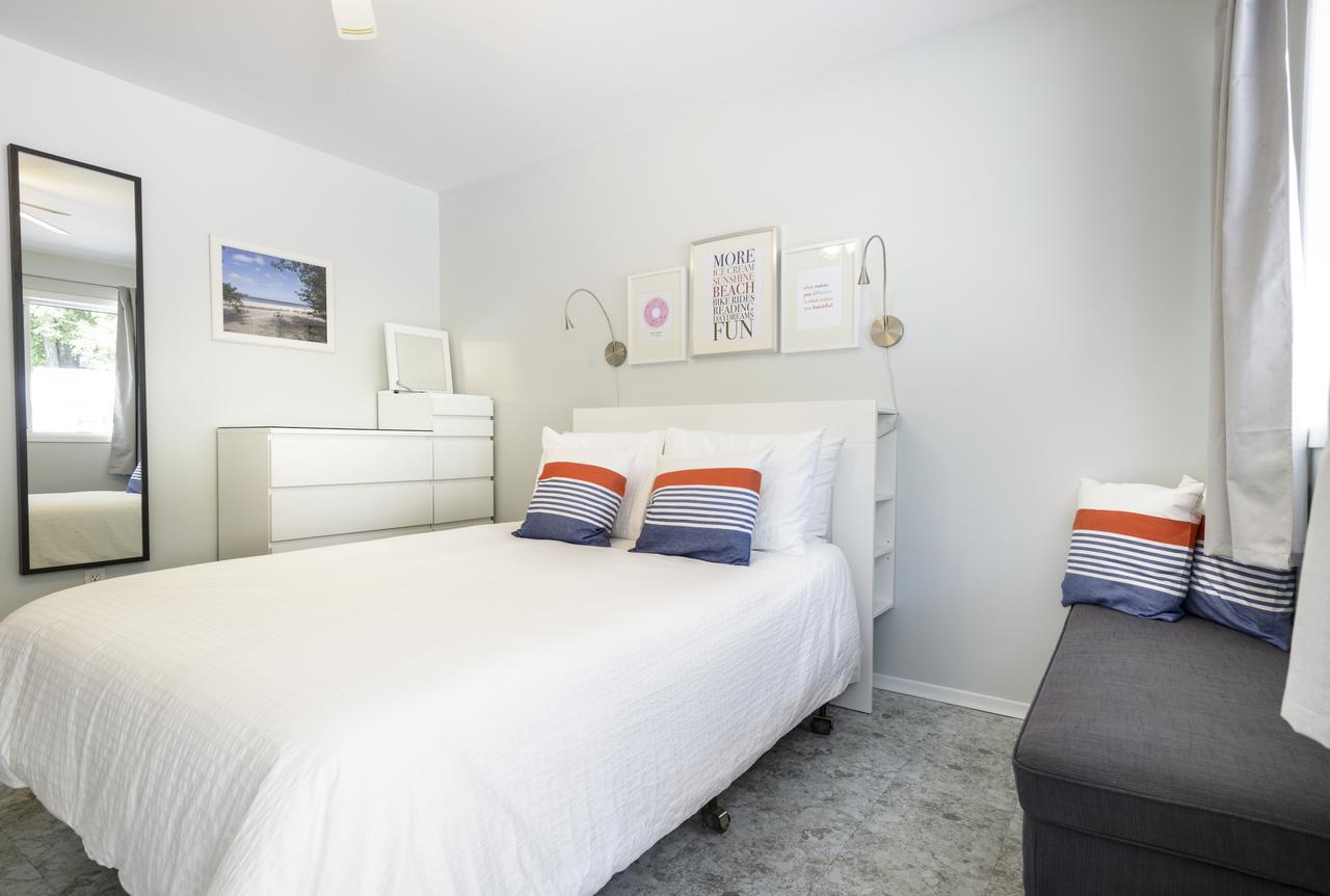 Hollywood Cottages Wasaga Beach Bagian luar foto