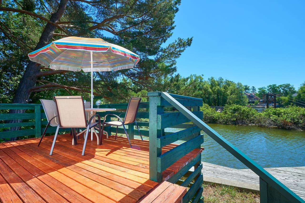 Hollywood Cottages Wasaga Beach Bagian luar foto