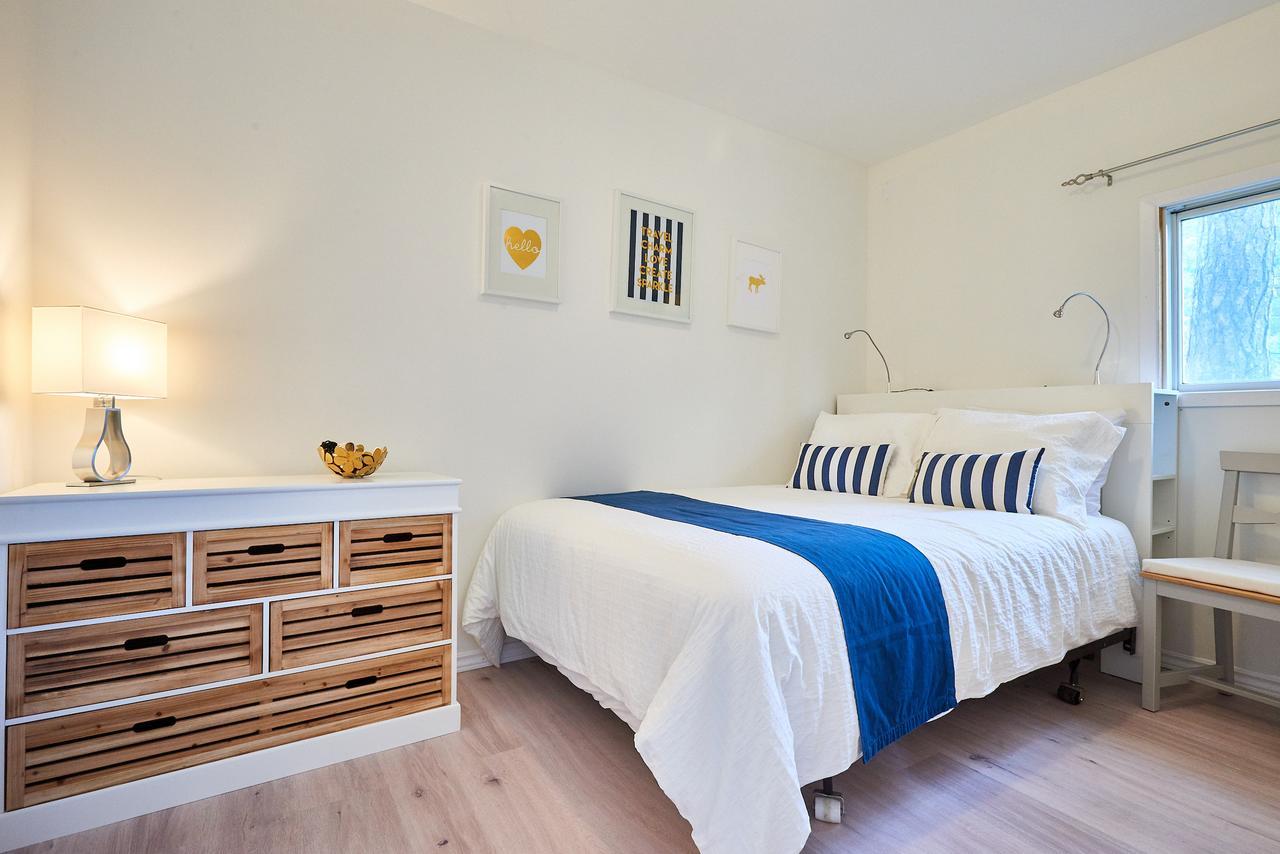 Hollywood Cottages Wasaga Beach Bagian luar foto